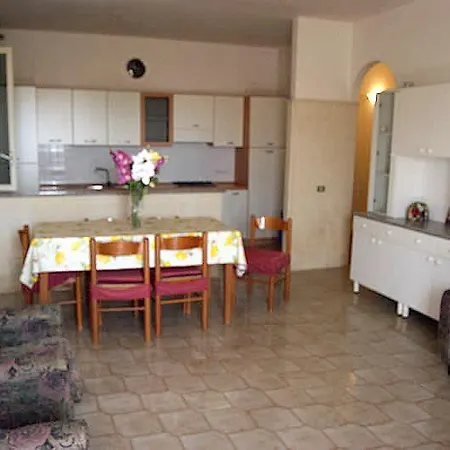 Alemanno 1 بيت للعطل Torre Pali